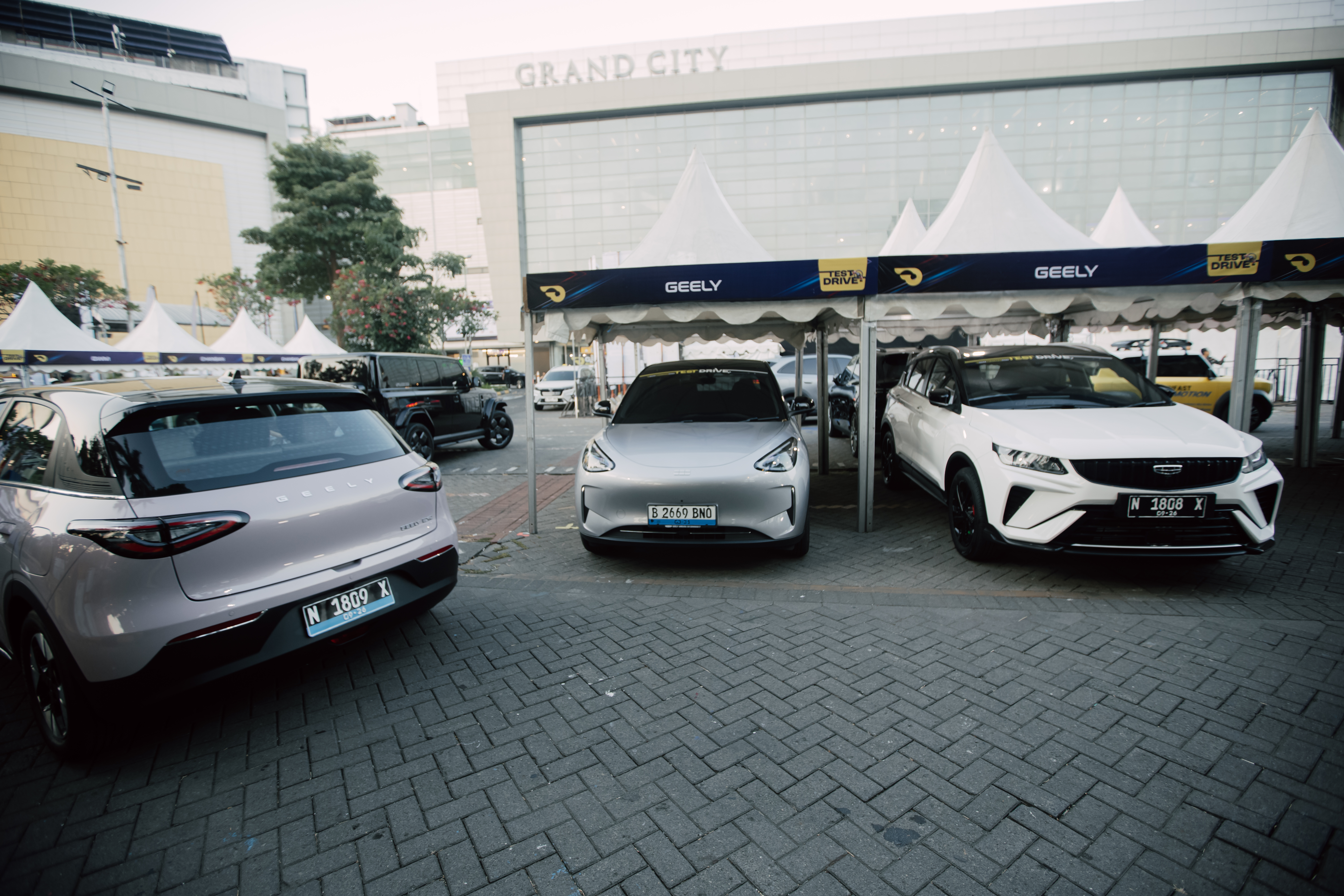 Area Test Drive Geely di GIIAS Surabaya 2026