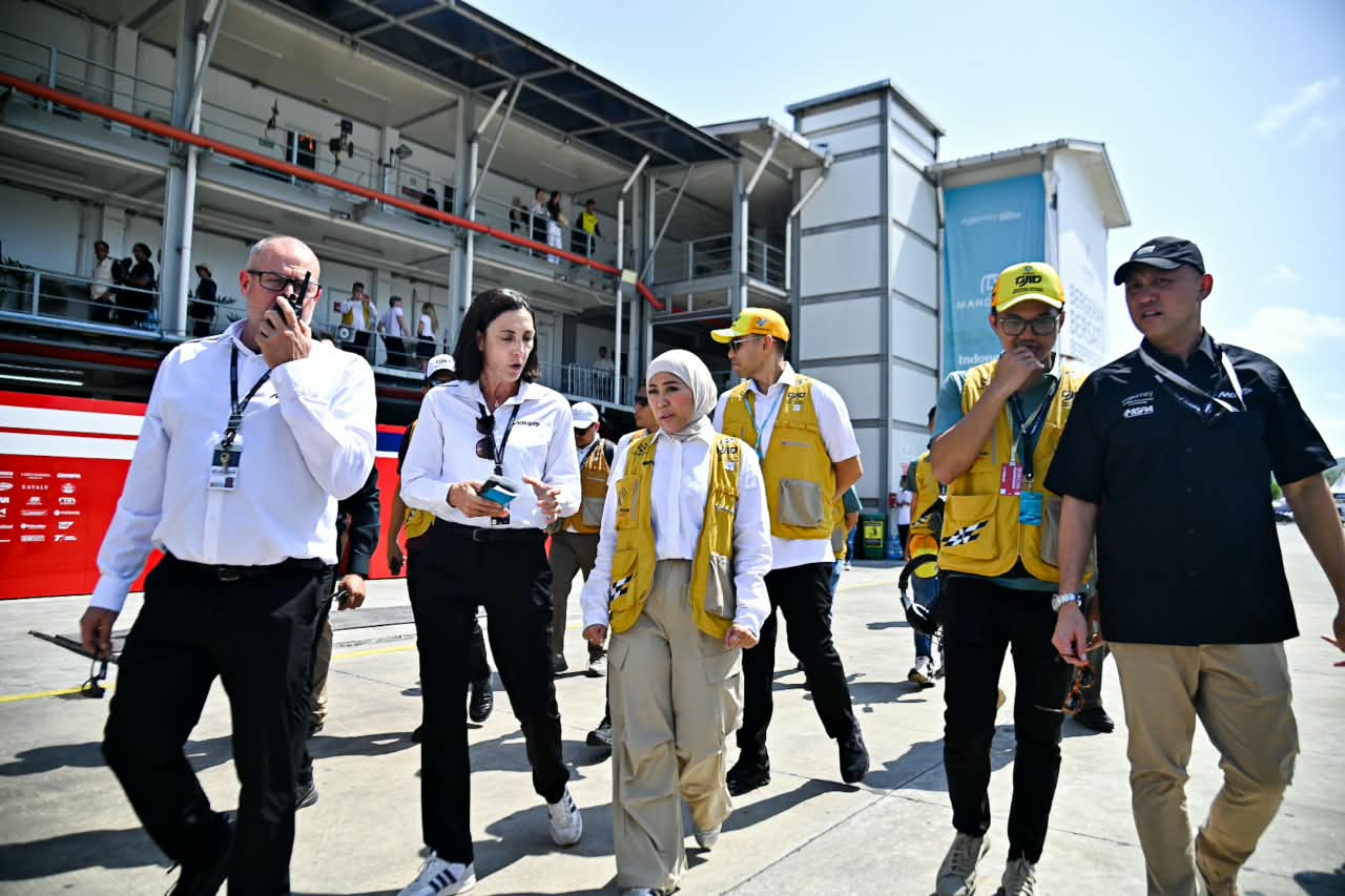 250 Frekuensi Radio dan Puluhan BTS Jadi Tulang Punggung Senyap MotoGP Mandalika 2026