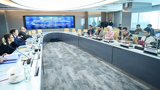 Pusat Data Masih Terkonsentrasi, Komdigi Ajak Finlandia Perkuat Komputasi Nasional