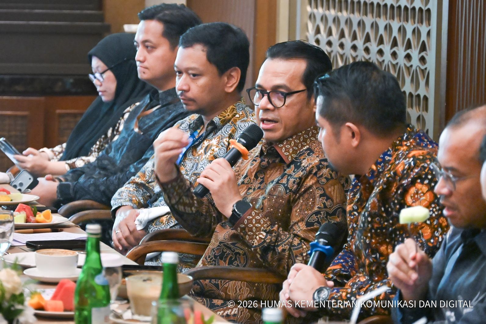 Pelanggan Tak Lagi Satu-Satunya yang Perlu Dikenali, Wamenkomdigi Soroti Peran Agen AI