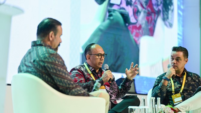 Listrik, Air, dan Jaringan Cadangan Jadi Syarat Pusat Data AI Melangkah ke Timur Nusantara